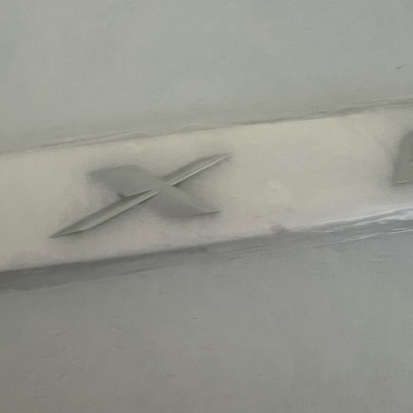 3D Letters ABS Front Hood Explorer matt Silver - Picture 5 of 9